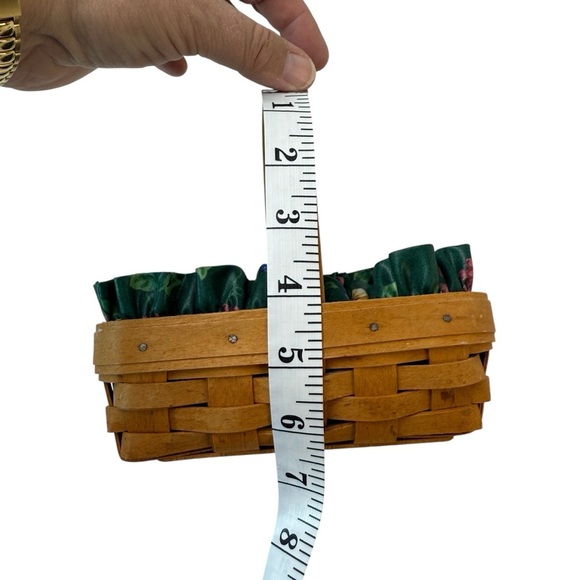 Longaberger Basket with Green Liner - Picture 7 of 10